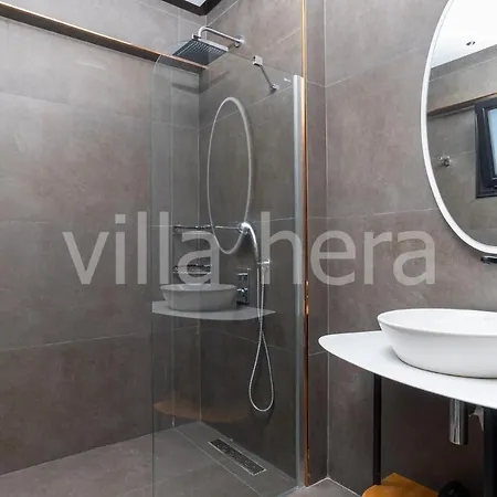 Hera Hisaronu/ Oludeniz/ וילה *