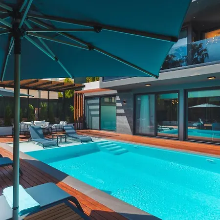 Hera Hisaronu/ Oludeniz/ וילה *